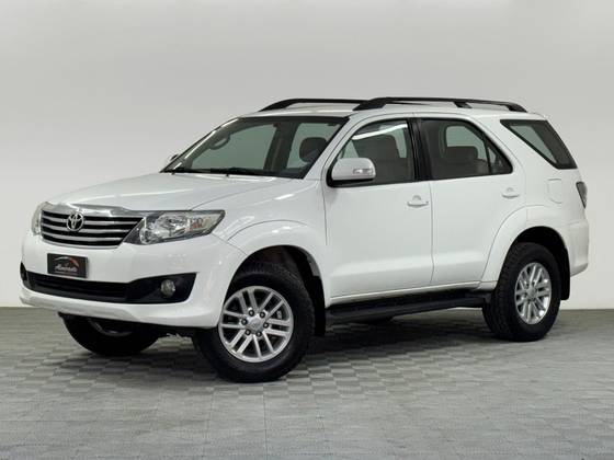 TOYOTA HILUX SW4 2.7 SR 4X2 16V FLEX 4P AUTOMÁTICO